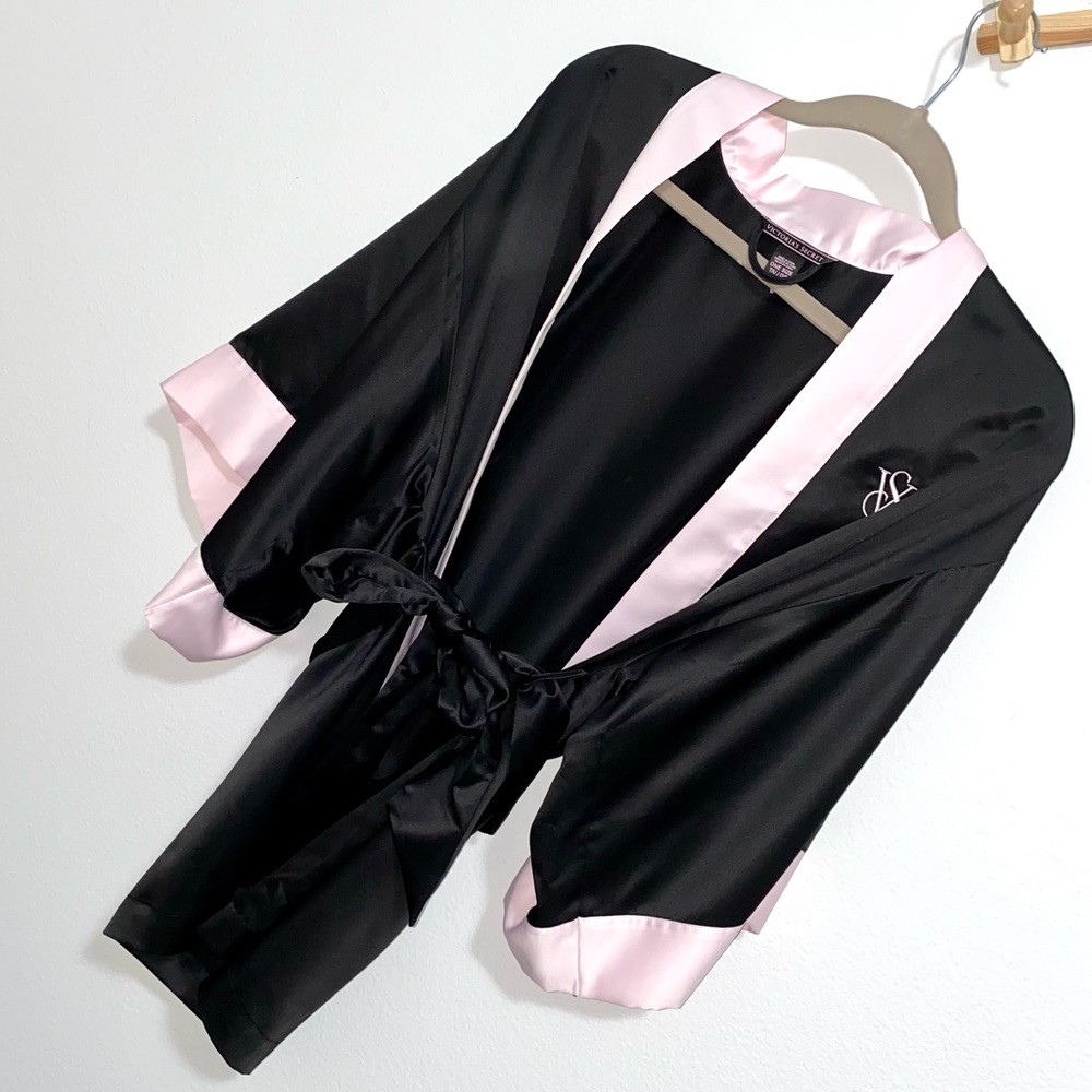 NWOT VS Robe